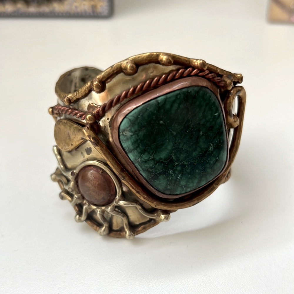 Natural Emerald Hand made bracelet
